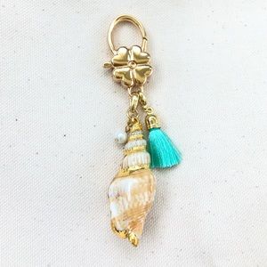 Custom gold leaf shell, pearl, tassel keychain!